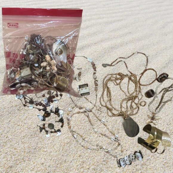 Mermaidcore Jewelry Bundle 04 – Earthy Tones, Wooden& Natural Accents - Picture 1 of 8